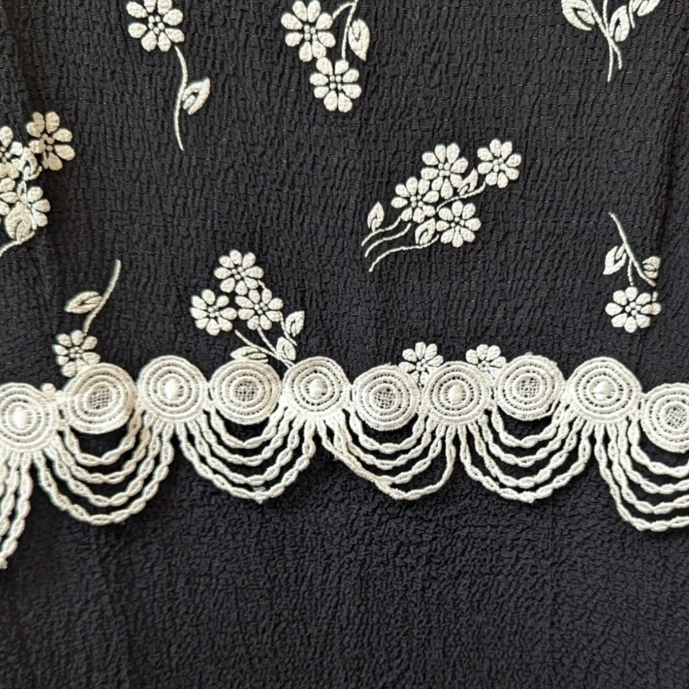 ULTRA Dress NY White Floral & Embroidery on Black Tie-Behind Plus Dress (18) - Picture 5 of 6